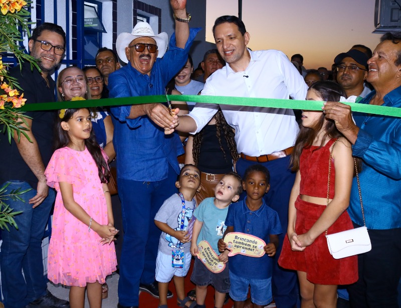 Prefeito Vital entrega pacote de obras em Boa Ventura com presen�a do secret�rio de Estado da Educa��o
